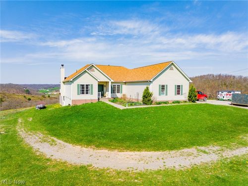 3730 Rice Rd Sw, New Philadelphia, OH, 44663-6409 | Card Image