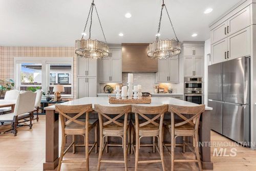 6981 N Maplestone Ave, Meridian, ID, 83646-8414 | Card Image