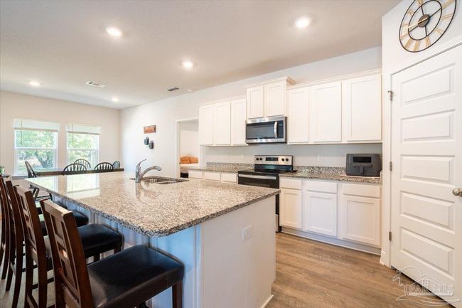 8177 Majestic Cypress Dr, House other with 4 bedrooms, 4 bathrooms and 4 parking in Milton FL | Image 12