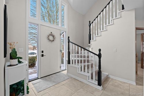 11163 Hammerstone Dr, South Lyon, MI, 48178-9527 | Card Image