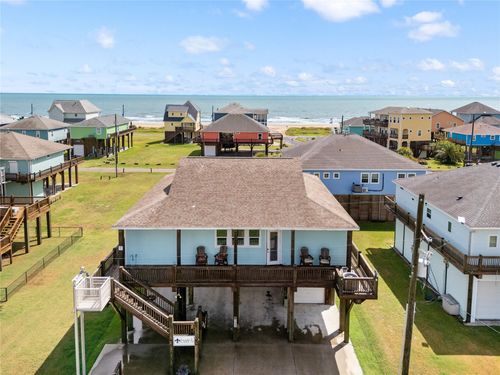2608 Breaker Dr, Crystal Beach, TX, 77650-3613 | Card Image