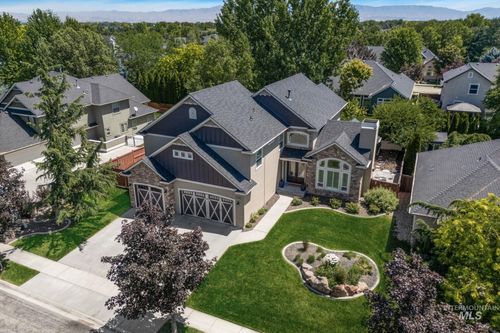 5742 N Black Sand Ave, Meridian, ID, 83646-5637 | Card Image