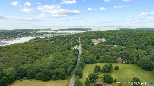 424 High St, Mystic, CT, 06355-1736 | Card Image