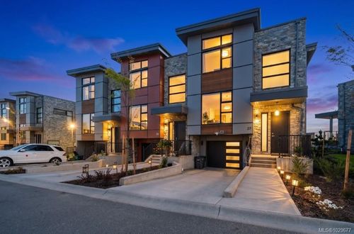 26-4253 Dieppe Rd, Victoria, BC, V8X2N2 | Card Image