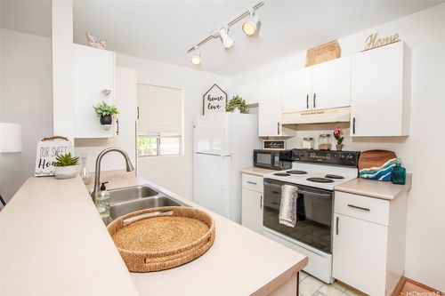 6e-91-1037 Laulauna St, Ewa Beach, HI, 96706-4951 | Card Image