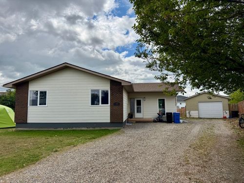 11721 103 Ave, Fairview, AB, T0H1L0 | Card Image
