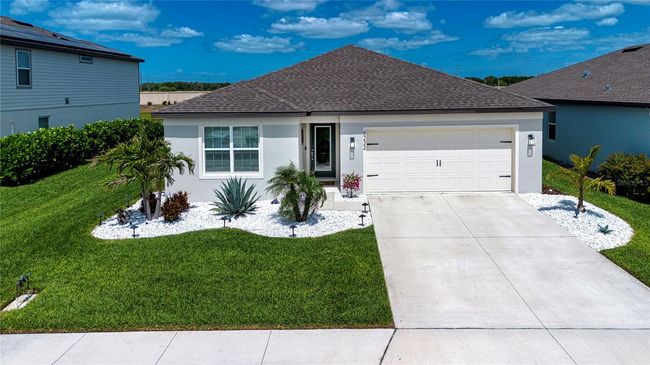 8232 Reefbay Cv, House other with 3 bedrooms, 2 bathrooms and null parking in Parrish FL | Image 6