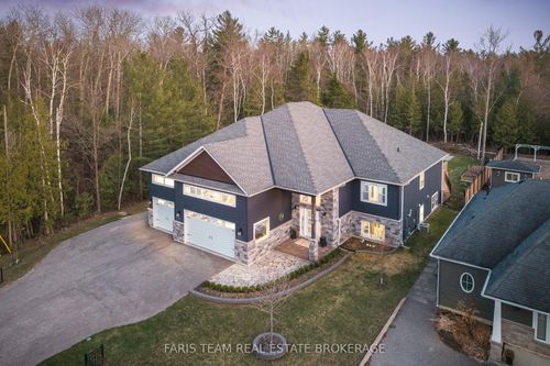 116 Mamie Avenue, Wasaga Beach, ON, L9Z2P6 | Card Image