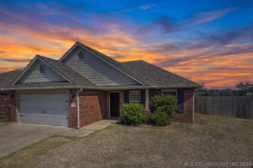 3347 S 207th East Ave, Broken Arrow, OK, 74014-5199 | Card Image