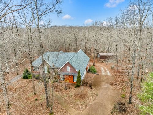 250 Windwood Ln, Hohenwald, TN, 38462-5220 | Card Image