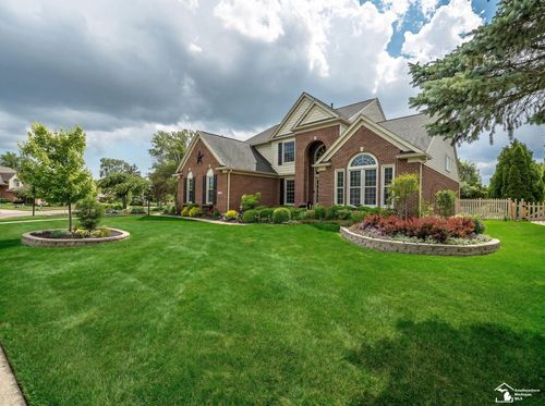 816 Regents Park Dr, Monroe, MI, 48161-9758 | Card Image