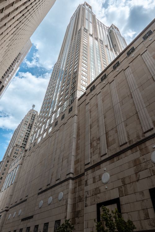 25b-77 E Walton St, Chicago, IL, 60611-2299 | Card Image