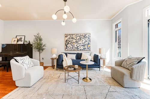 27 Copperstone Crescent, Richmond Hill, ON, L4S2C5 | Card Image