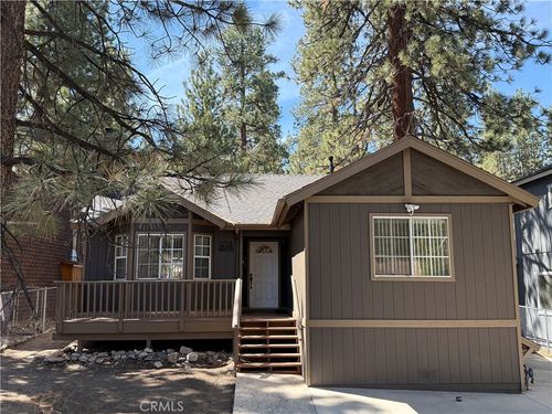 312 W Aeroplane Blvd, Big Bear City, CA, 92314-9119 | Card Image