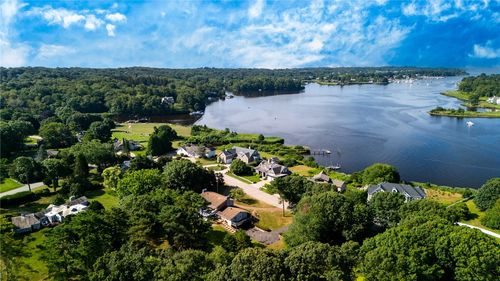 18 Timothy Dr, Westerly, RI, 02891-3212 | Card Image