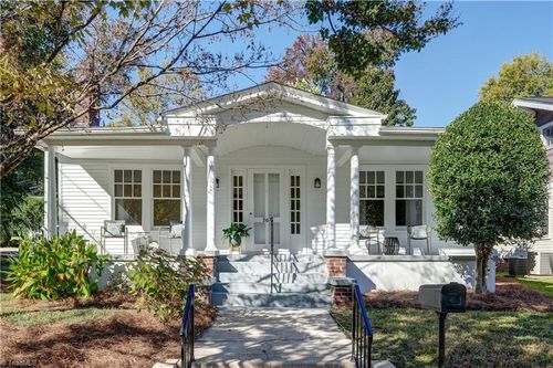 207 Aberdeen Ter, Greensboro, NC, 27403-1814 | Card Image