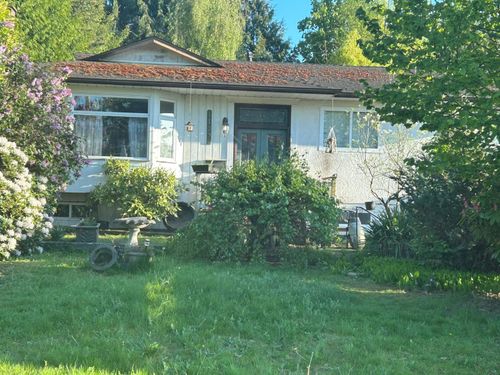 11398 88a Ave, Delta, BC, V4C3E4 | Card Image