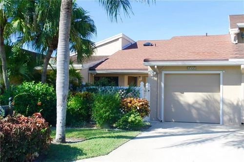 6722 Canary Palm Cir, Boca Raton, FL, 33433-6462 | Card Image