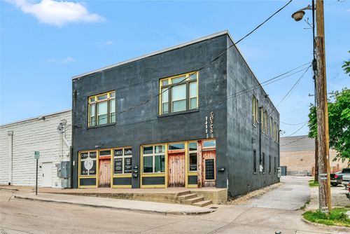 1411 Wesleyan St, Fort Worth, TX, 76105-2315 | Card Image