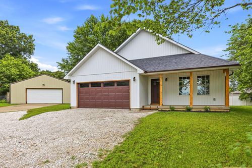 261 Rene St, Sparta, MO, 65753-9359 | Card Image