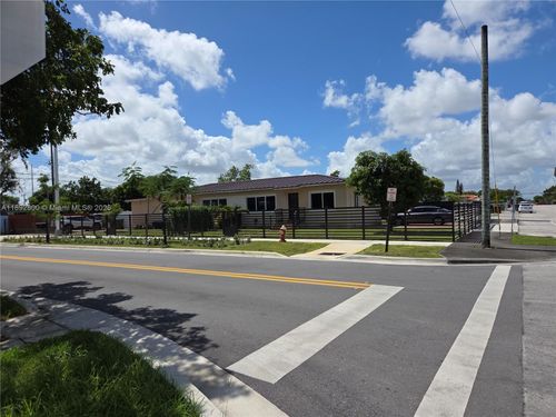 1690-1680 E 5th Ave, Hialeah, FL, 33010-3202 | Card Image