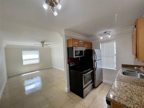 9-601 Ne 29th Drive, Wilton Manors, FL, 33334 | Card Image