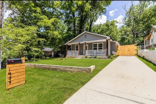 1937 Pinedale Dr Nw, Atlanta, GA, 30314-1137 | Card Image