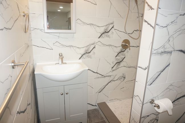 R - 301 Concord Rd, House other with 1 bedrooms, 1 bathrooms and 2 parking in Wayland MA | Image 11