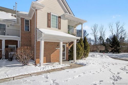 unit-c-2858 Cottonwood Dr, Waterford, MI, 48328-4916 | Card Image