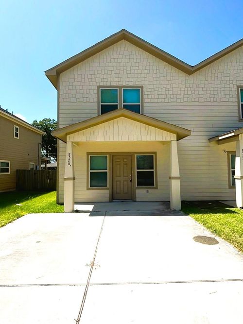 a-8526 Homewood Ln, Houston, TX, 77028-1616 | Card Image
