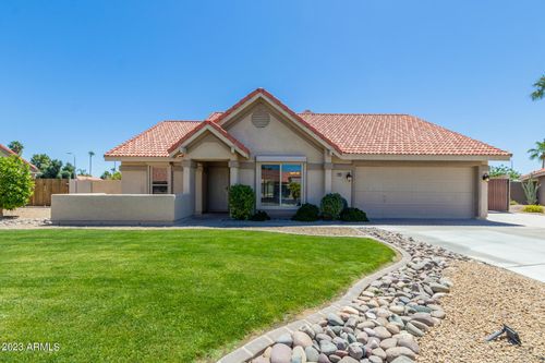 661 S Oak Cir, Chandler, AZ, 85226-4455 | Card Image