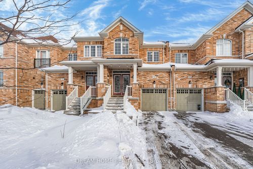 11 Homer Cres, Aurora, ON, L4G1B7 | Card Image