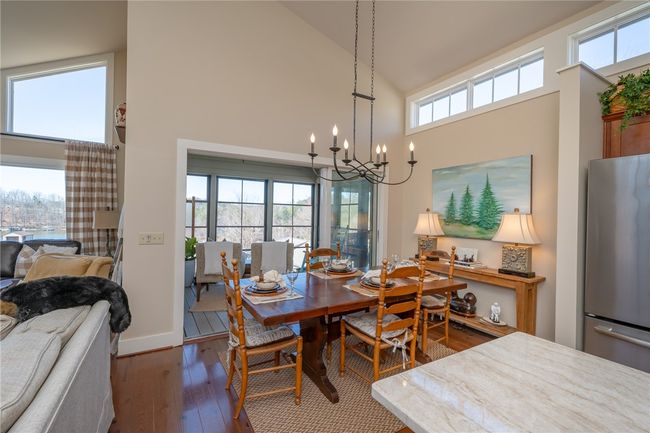 Dining Area | Image 11