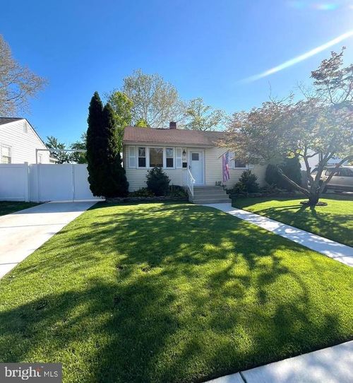 428 6th Ave, LINDENWOLD, NJ, 08021-3512 | Card Image