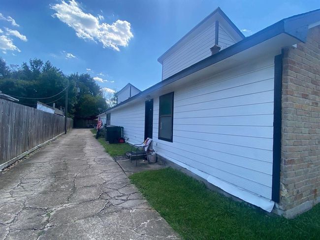 CD - 8915 Emnora Ln, Home with 3 bedrooms, 2 bathrooms and null parking in Houston TX | Image 20