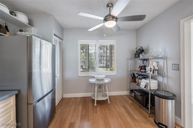 APT-103D - 4564 Andover Way, Condo with 2 bedrooms, 2 bathrooms and null parking in NAPLES FL | Image 8