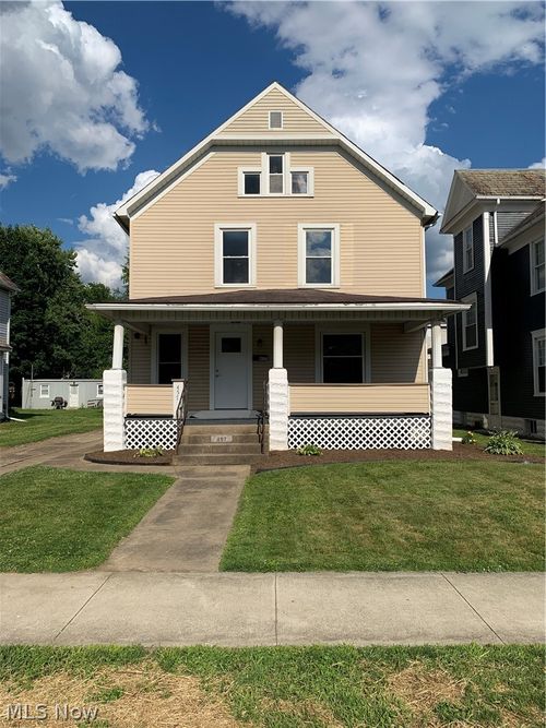 457 2nd St Nw, New Philadelphia, OH, 44663-1849 | Card Image