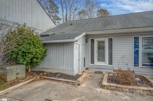 109 Royal Ct, Greenville, SC, 29611-3067 | Card Image