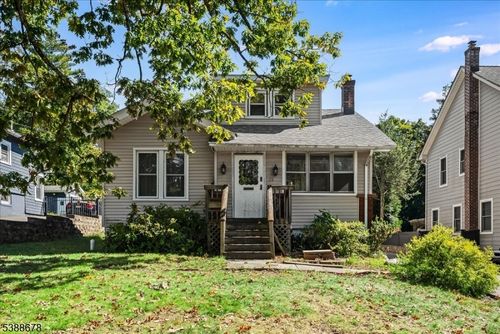 28 Ferndale Rd, North Caldwell, NJ, 07006-3901 | Card Image