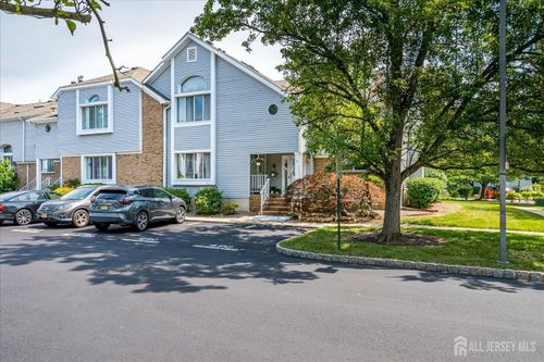 10 Joann Ct, Monmouth Junction, NJ, 08852-2606 | Card Image
