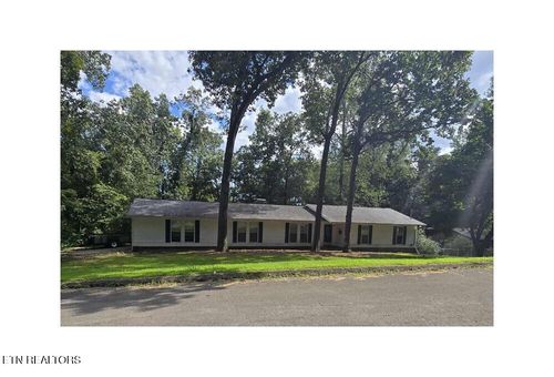 103 Neville Ln, Oak Ridge, TN, 37830-8107 | Card Image