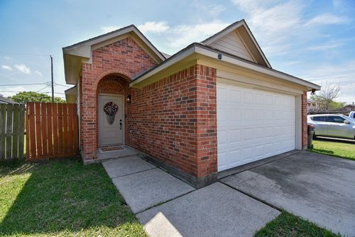1909 W Texas Ave, Baytown, TX, 77520-4240 | Card Image