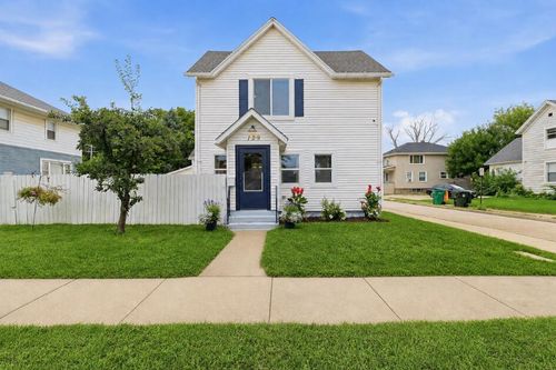 129 W Scott Street, Fond Du Lac, WI, 54935 | Card Image