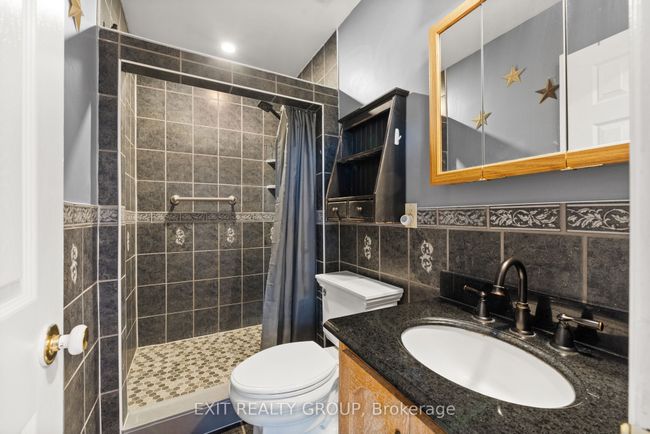 325 County Rd 30, House other with 2 bedrooms, 2 bathrooms and 25 parking in Bloomfield ON | Image 12