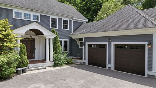 440 Concord Road, Bedford, MA, 01730 | Card Image
