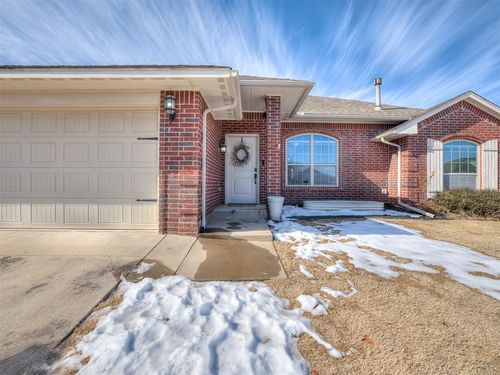 1001 Laurel Creek Drive, Yukon, OK, 73099 | Card Image