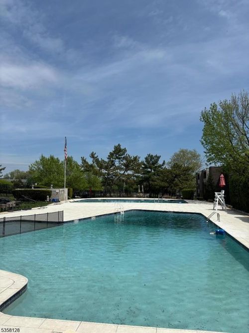 apt-b-5 River Rd, Nutley, NJ, 07110-3420 | Card Image
