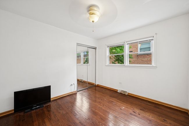 15320 Evers St, House other with 3 bedrooms, 2 bathrooms and 2 parking in Dolton IL | Image 9