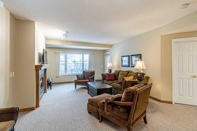 89 - 99 Christie Point, Home with 3 bedrooms, 2 bathrooms and 4 parking in Calgary AB | Image 16