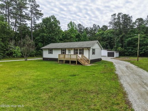 206 Village Dr, Beaufort, NC, 28516-6638 | Card Image